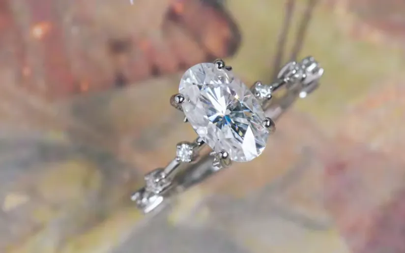 oval moissanite ring