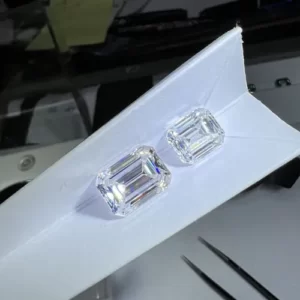 emerald cut moissanite